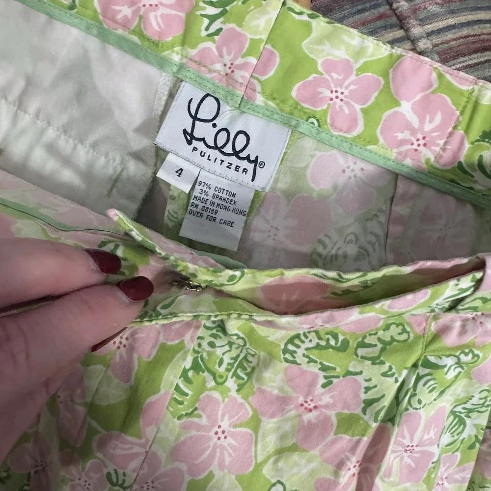 Vintage 90s Lilly Pulitzer green pink Tiger Cloud Size‎ 4 bermuda cotton shorts